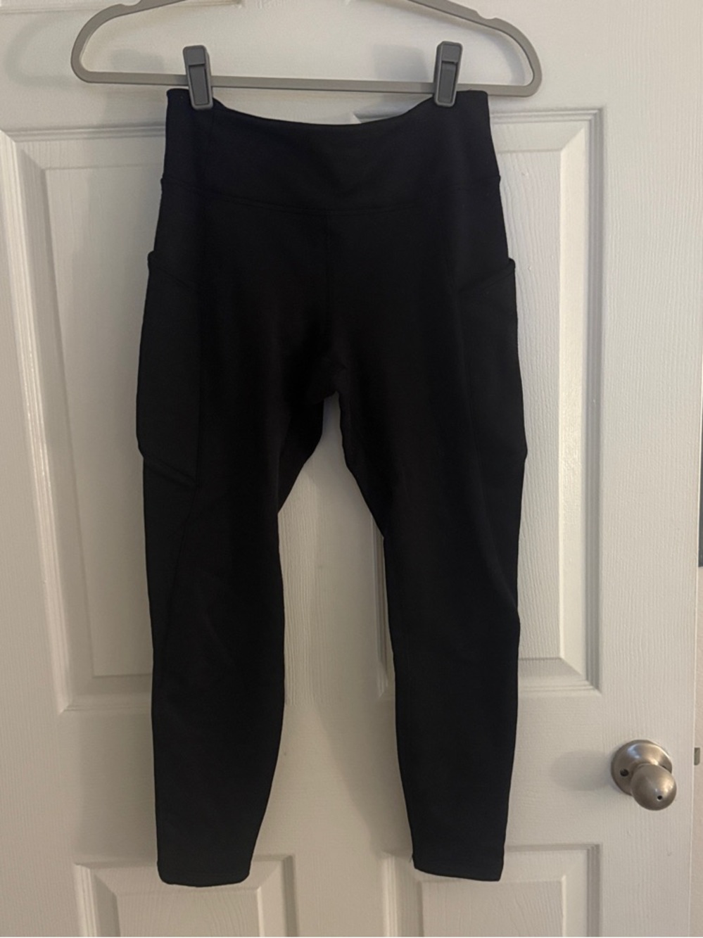 Athleta Altitude Edge Stash Leggings